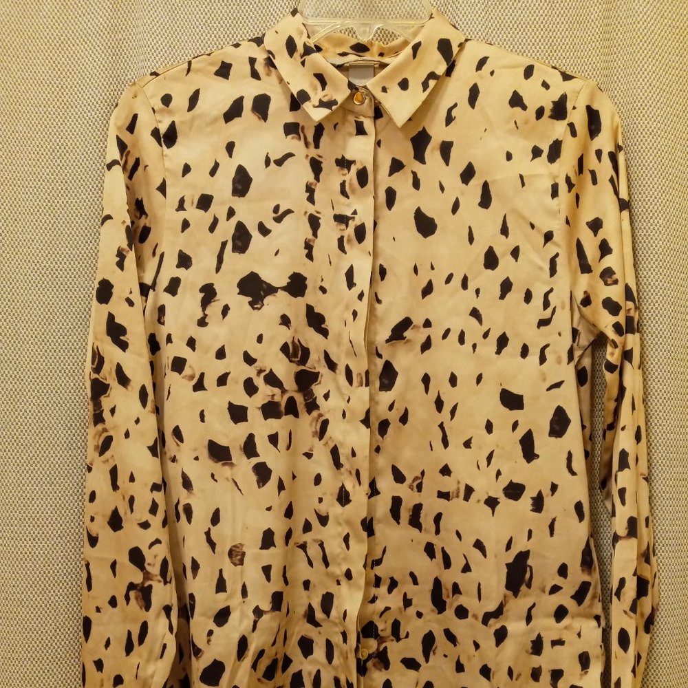 H&M- Animal Print size XXS L/S blous- NWT